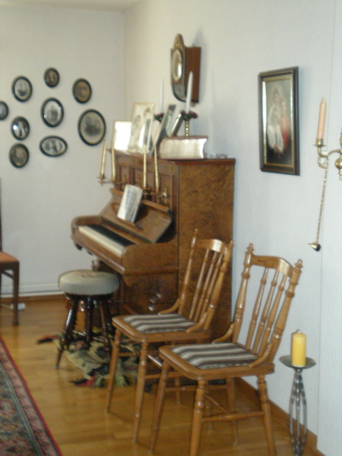 Piano Inside Holmquist Home 1